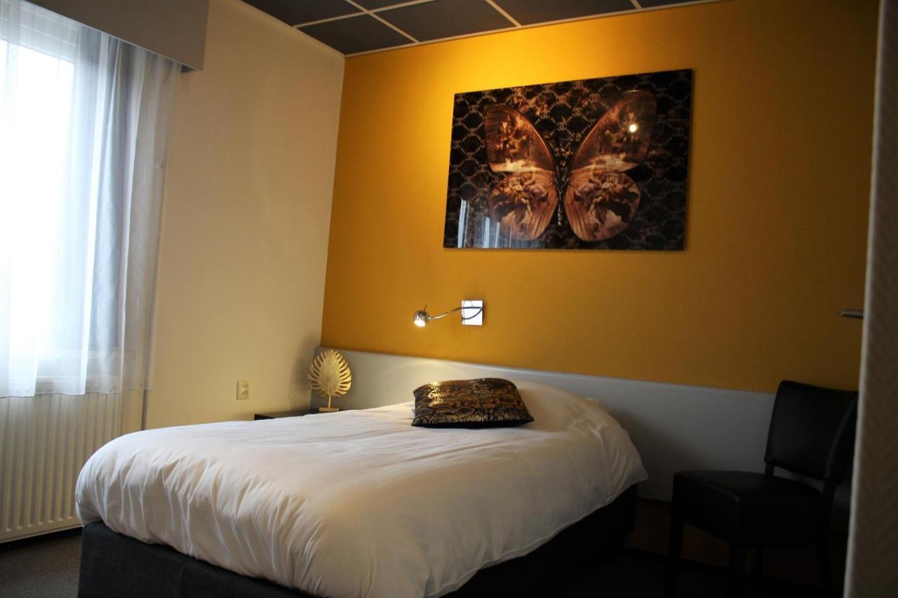 אלסמיר Hotel Restaurant De Jonge Heertjes מראה חיצוני תמונה