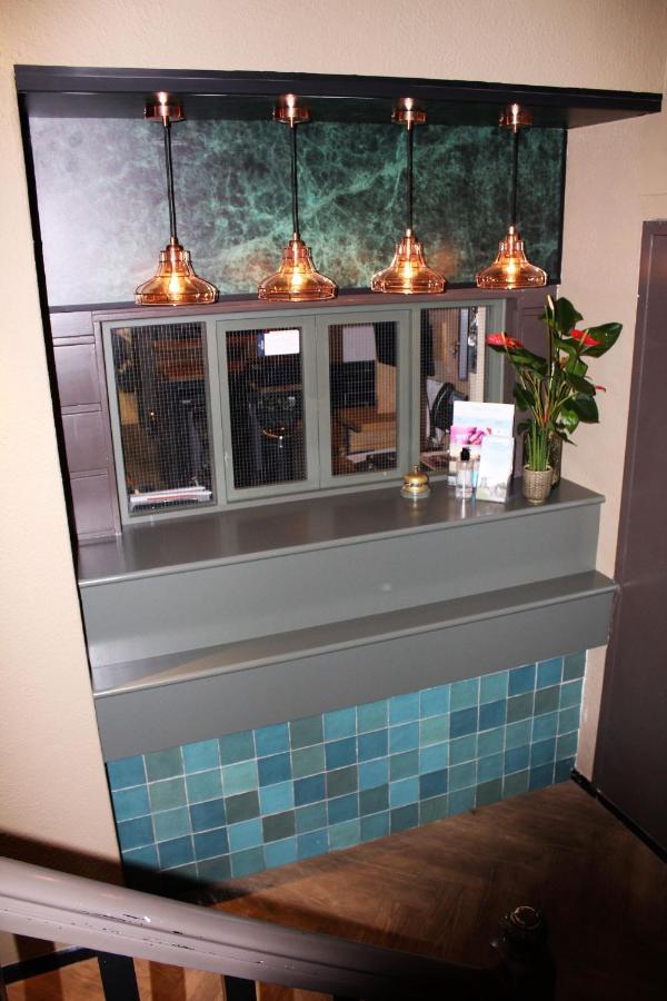 אלסמיר Hotel Restaurant De Jonge Heertjes מראה חיצוני תמונה